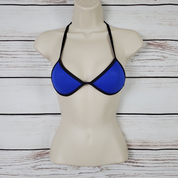 triangl swimwear Other - Triangl | Neoprene Bikini Top